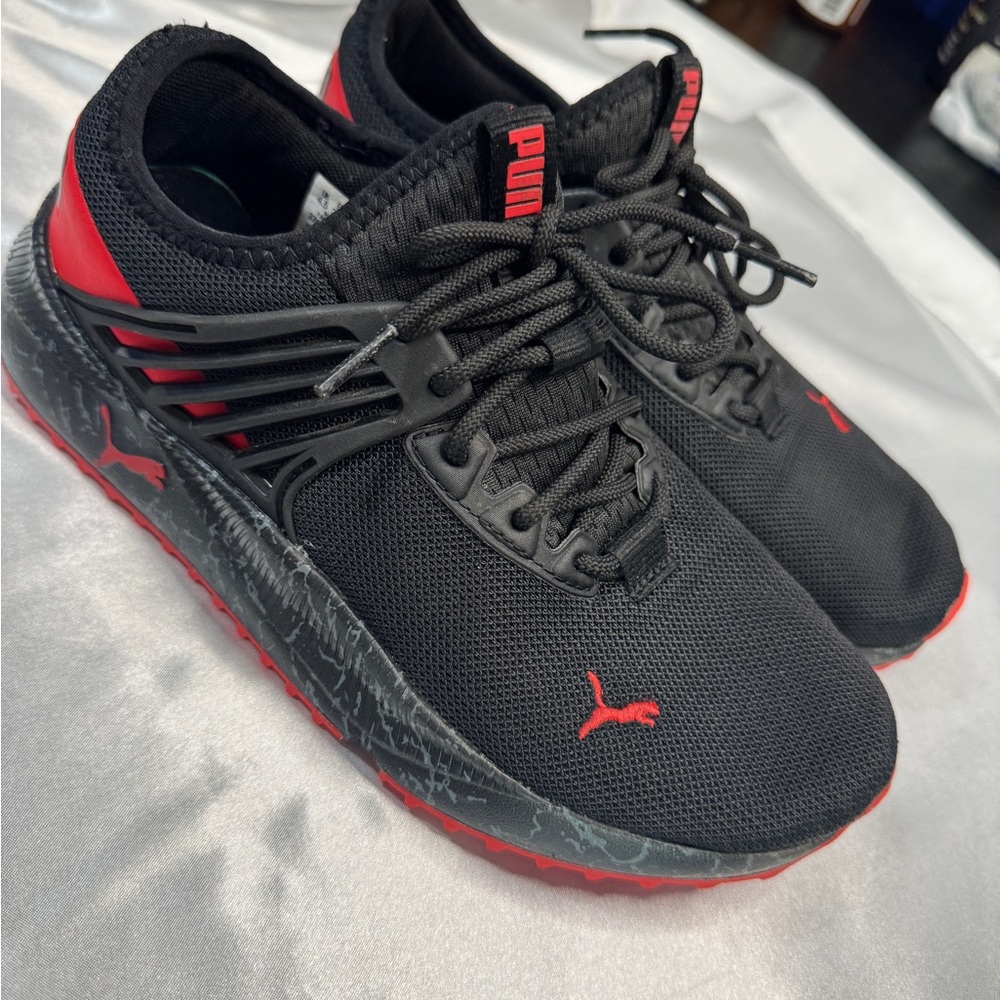 Puma Black and Red Athletic Shoes for Dynamic Performance